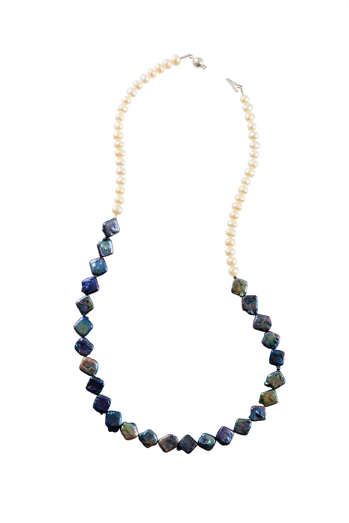 BLUE &amp; WHITE PEARL Necklace